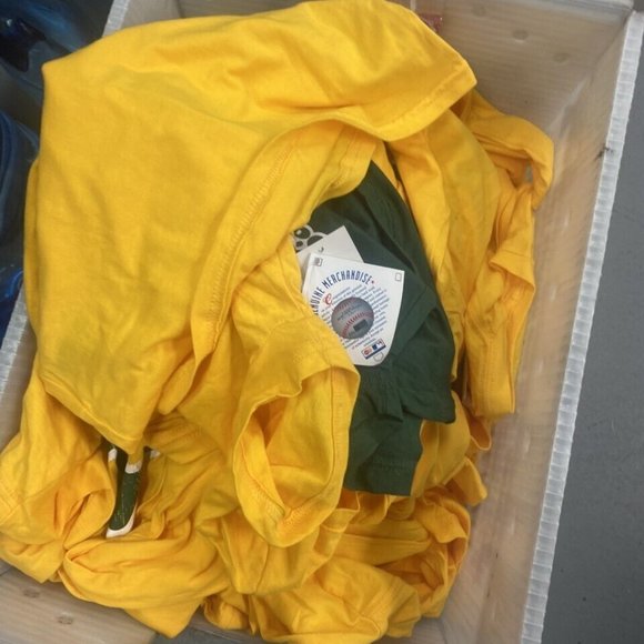 lot of 25 oakland athletics shirts mlb baseball